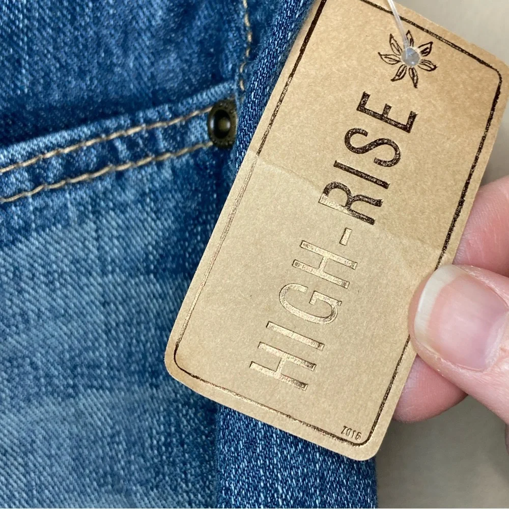 Mudd high rise shorts - Picture 2 of 5